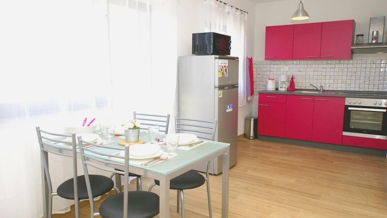 Apartments Kamelija マリンスカ エクステリア 写真