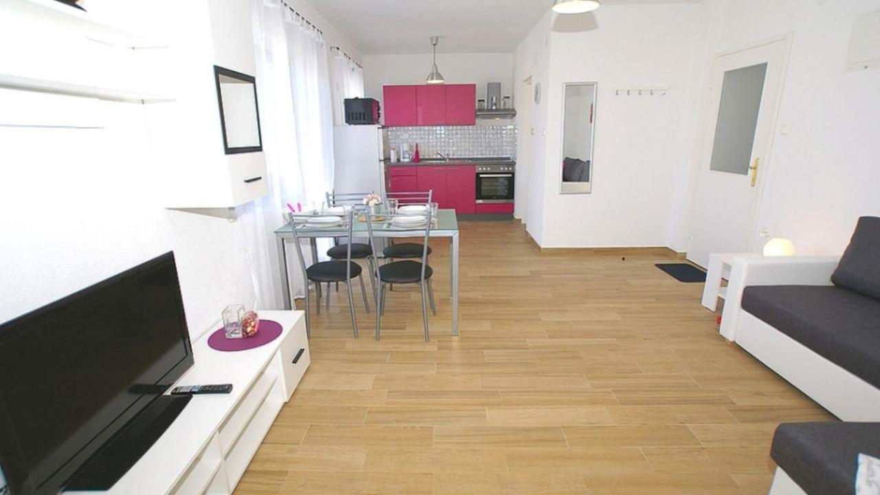 Apartments Kamelija マリンスカ エクステリア 写真